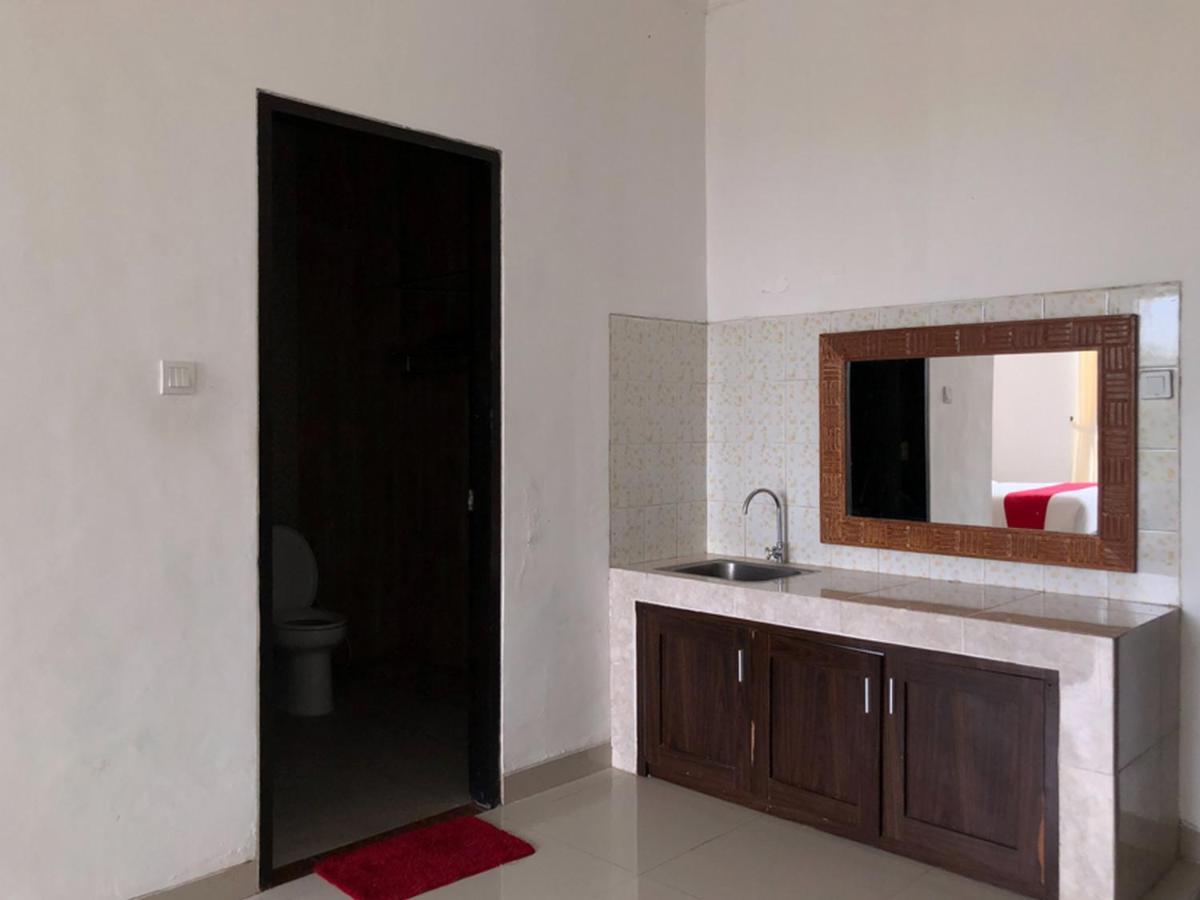 Reddoorz Plus Near Dreamland Beach Jimbaran Extérieur photo